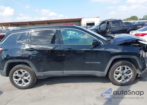 2025 Jeep Compass Latitude z USA, uszkodzony, nr VIN 3C4NJDBN3ST529564